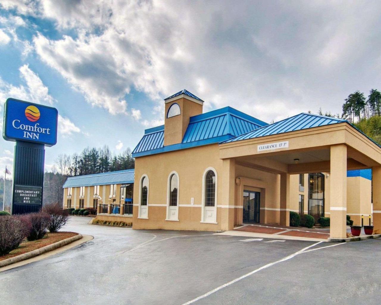 Comfort Inn Near Martinsville Speedway Eksteriør billede